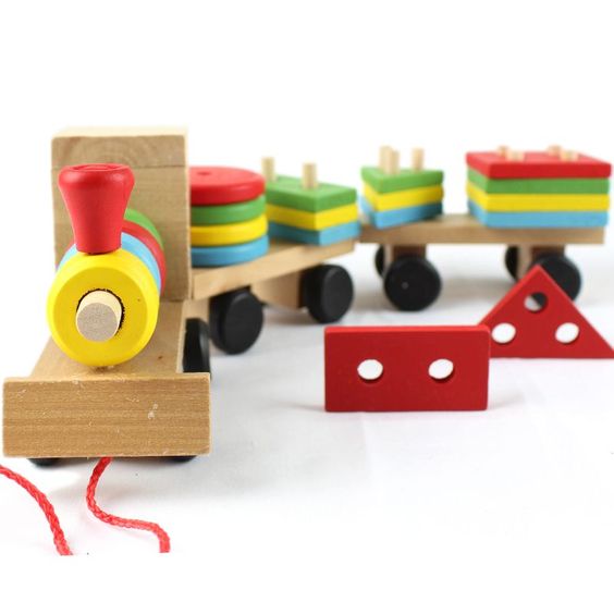TREN EN MADERA FIGURAS GEOMETRICAS
